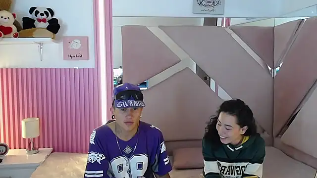 oblivionlove's cam snapshot