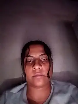 Giselabrunette25's cam snapshot