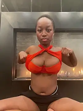 tia___fox's cam snapshot