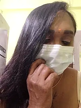 Dharshini98's cam snapshot