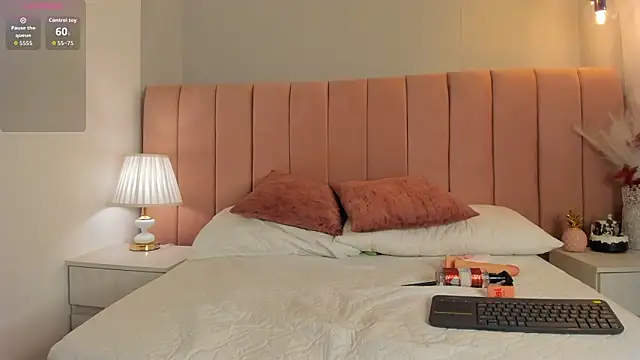 Miablosoom's cam snapshot