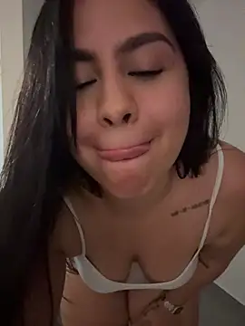 KattyPortman's cam snapshot