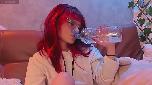 RedMeloddy's cam snapshot