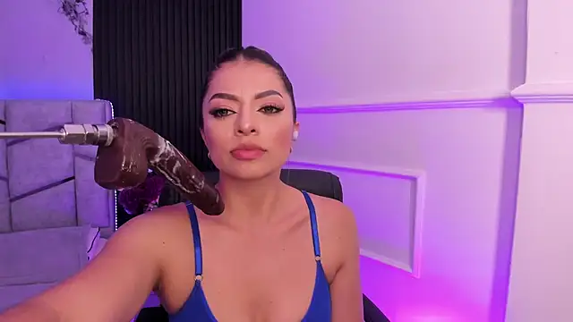 daniiphoeniixx's cam snapshot