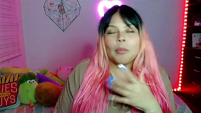 EllieMoonX's cam snapshot