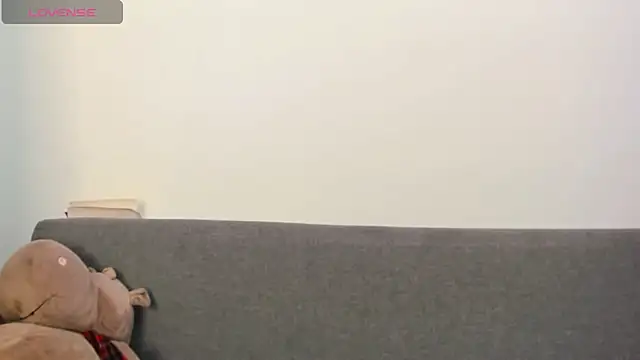 _ellen_meow_'s cam snapshot