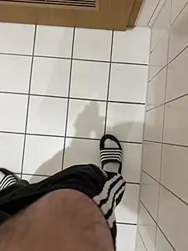 19yobigdick live sex cam