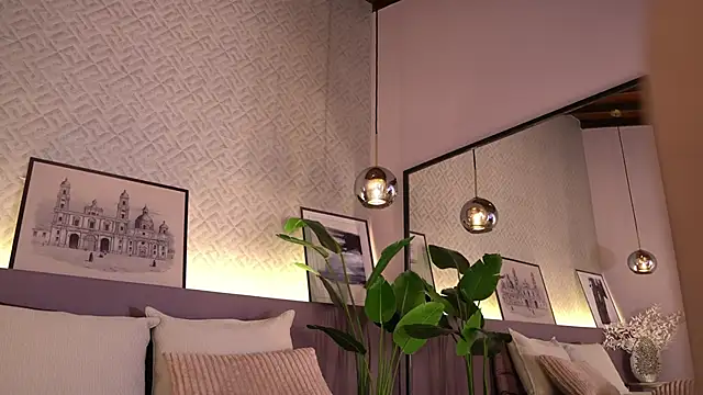 ElleDiane live sex cam