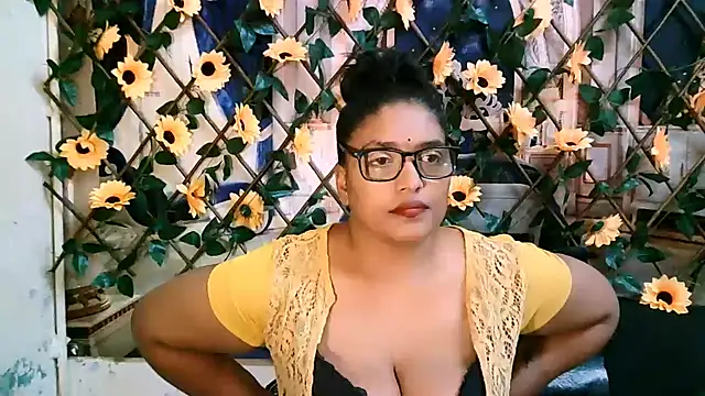 IndiaBlackPanther live sex cam