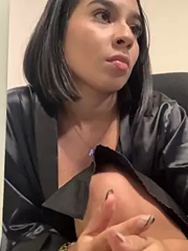 AlyssaRay's cam snapshot