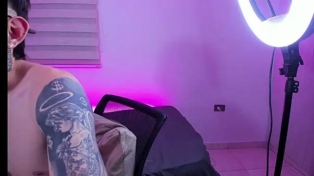 stuart_fetish's cam snapshot