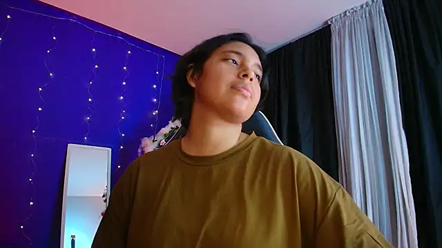 Emmapark_'s cam snapshot