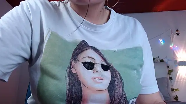 Megan_05_'s cam snapshot