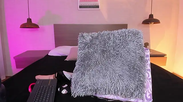 Katyrousee's cam snapshot