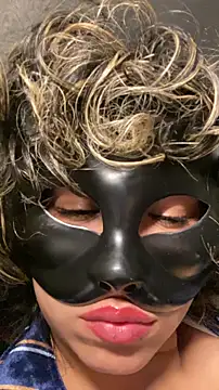 nenalayla's cam snapshot