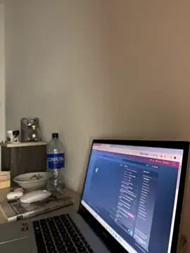 CurlyGirl_1's cam snapshot