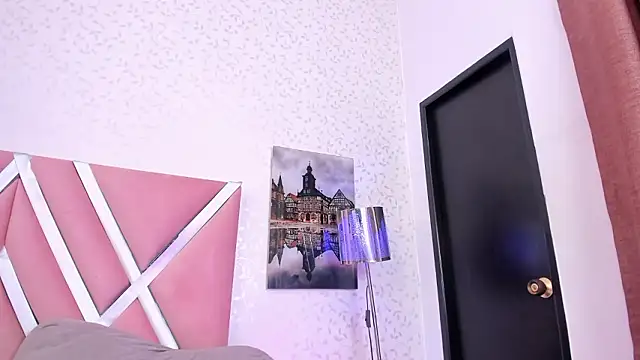 Helenn_monroy1's cam snapshot