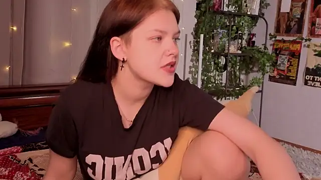 BevHanni's cam snapshot