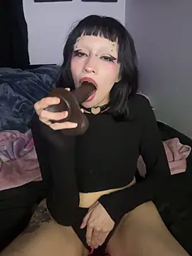 Gothbabbi's cam snapshot