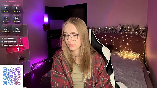 EvaPeace's cam snapshot