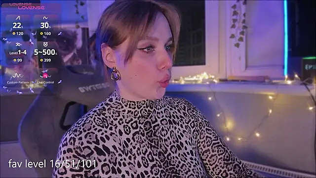 Rachel_Ro's cam snapshot