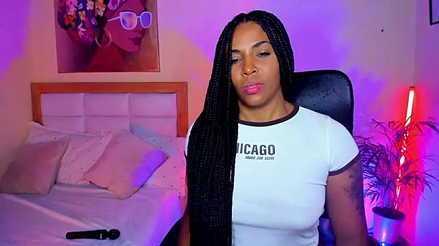 AitanaBrown_'s cam snapshot