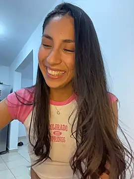 MaddyX__'s cam snapshot