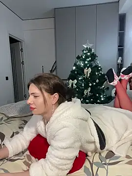 CurlyLara's cam snapshot