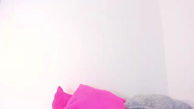 Roxy_Stonee's cam snapshot