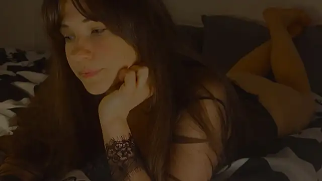 Lola_XXX_privat's cam snapshot