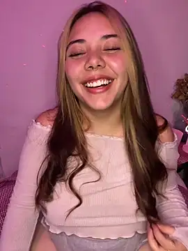 Paulette_Blanche's cam snapshot