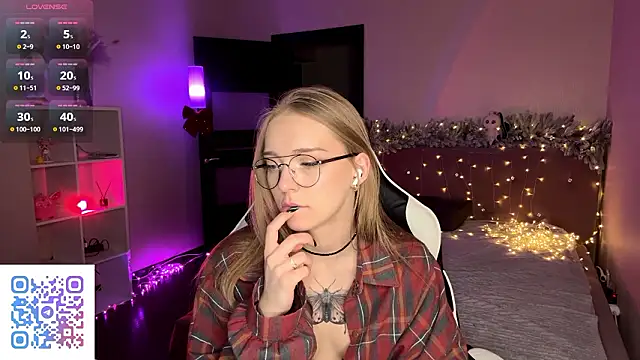 EvaPeace's cam snapshot