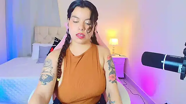 LillithRoses_'s cam snapshot