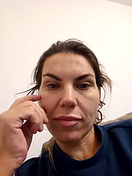 FeliciaKrige's cam snapshot