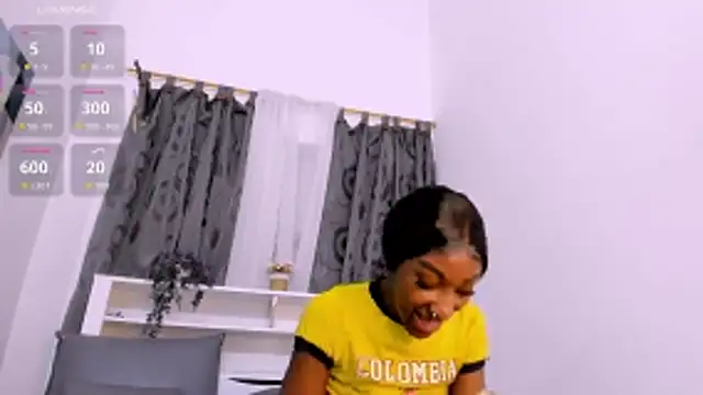 Mistt_Mia's cam snapshot