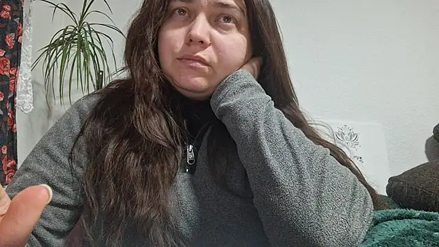 Cyndee_Winter's cam snapshot