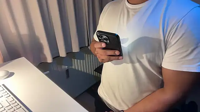 justonce2's cam snapshot