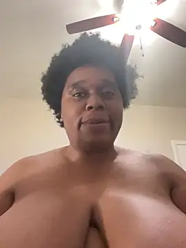 bigmama_deshayyy live sex cam