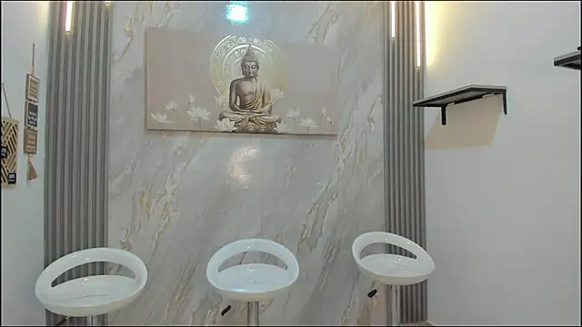 HEART_OF_MILAMBER live sex cam