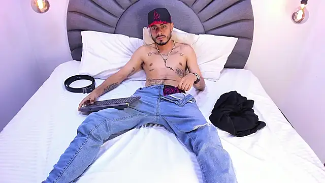 MatthewCullen live sex cam