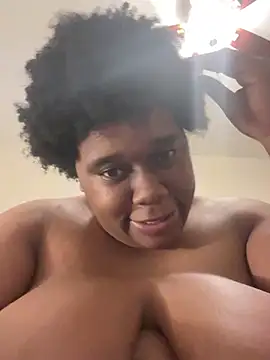 bigmama_deshayyy's cam snapshot