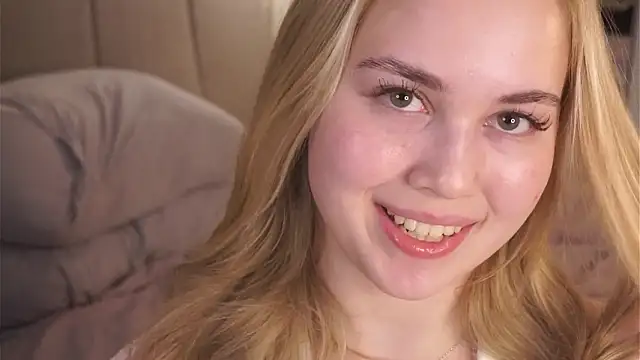 KarynPettas live sex cam