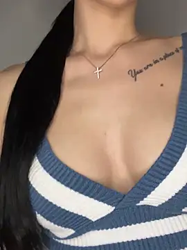 ilariea_girl live sex cam