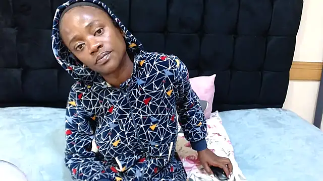 SexyAdelexx's cam snapshot