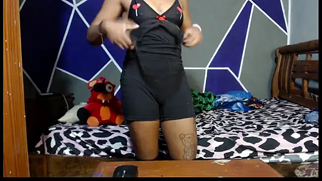 Little_Darkness_Dancer's cam snapshot