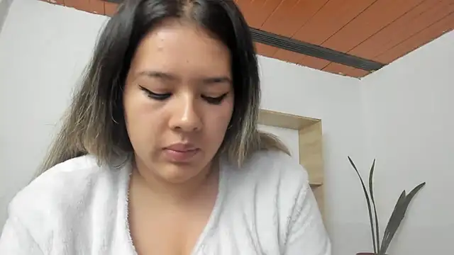 LinaBrowm's cam snapshot