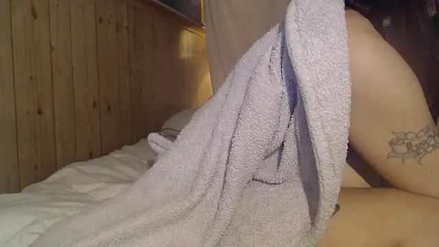 saraswirls69@xh's cam snapshot