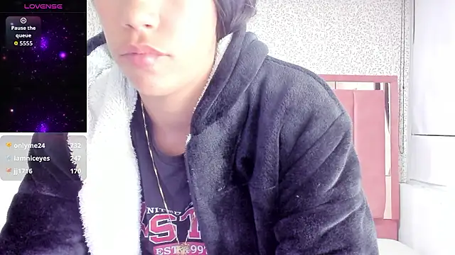 Connie_Bell's cam snapshot