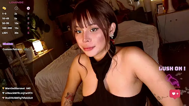 Lolitaloove69 live sex cam