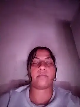 Giselabrunette25's cam snapshot